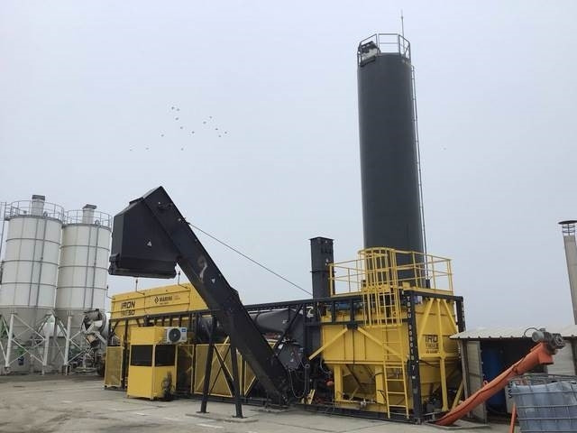 Marini Usina Iron-Box 50 - Мини валяк: снимка 1 Marini Usina Iron-Box 50 - Мини валяк: снимка 1