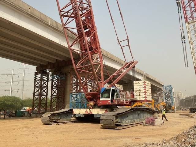 Terex Demag CC2800 - Верижен кран: снимка 1 Terex Demag CC2800 - Верижен кран: снимка 1