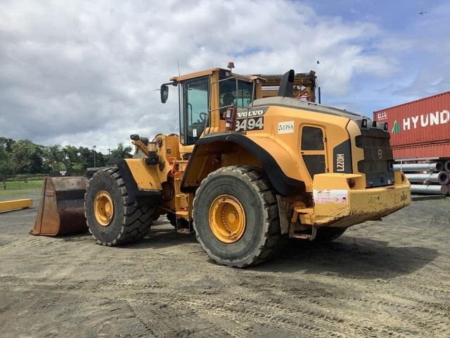 Volvo L220H - Колесен товарач: снимка 2 Volvo L220H - Колесен товарач: снимка 2