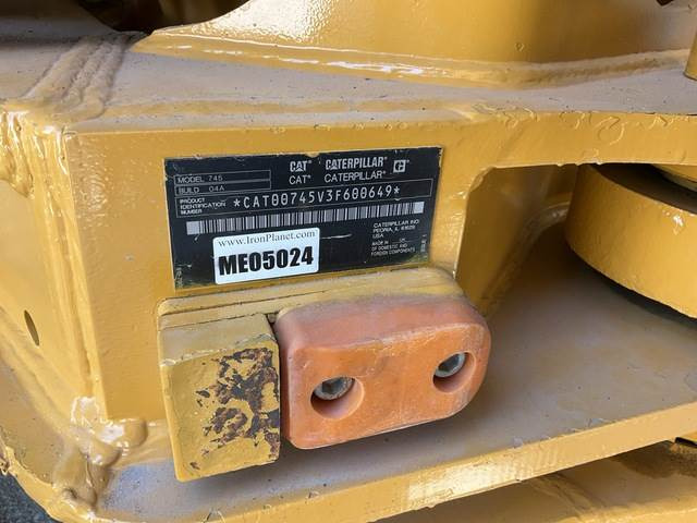 Съчленен самосвал CAT 745: снимка 6
