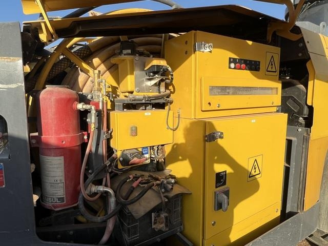 Минна машина Epiroc Boomer E2C: снимка 13 Минна машина Epiroc Boomer E2C: снимка 13