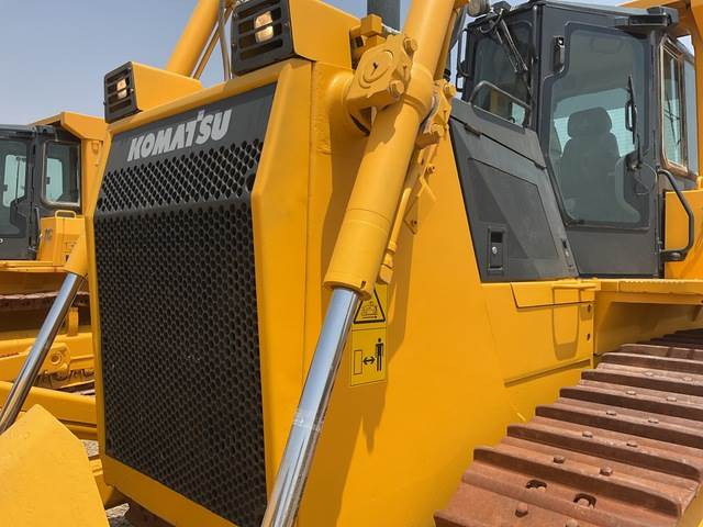 Булдозер Komatsu D85EX-15: снимка 8