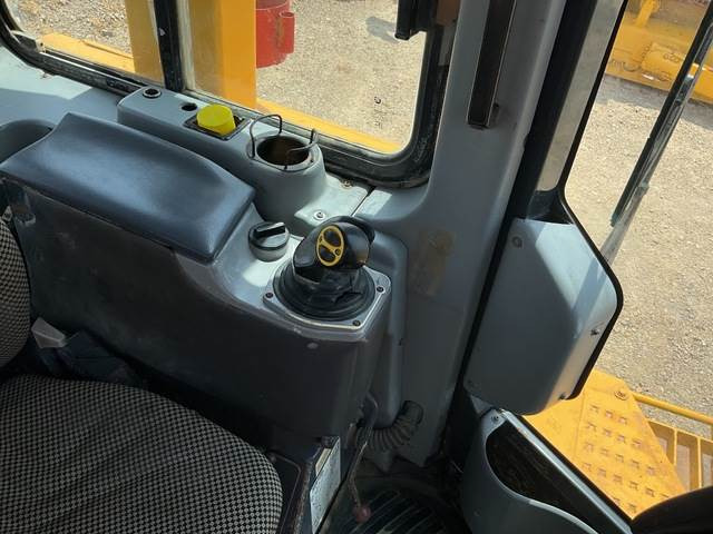 Булдозер Komatsu D85EX-15: снимка 22