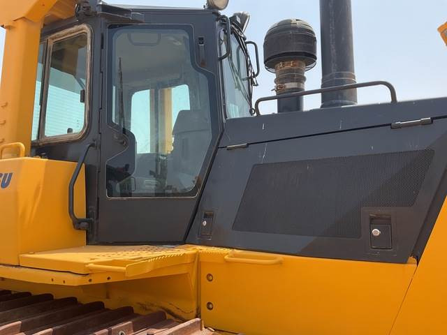 Лизинг на  Komatsu D85EX-15 Komatsu D85EX-15: снимка 10