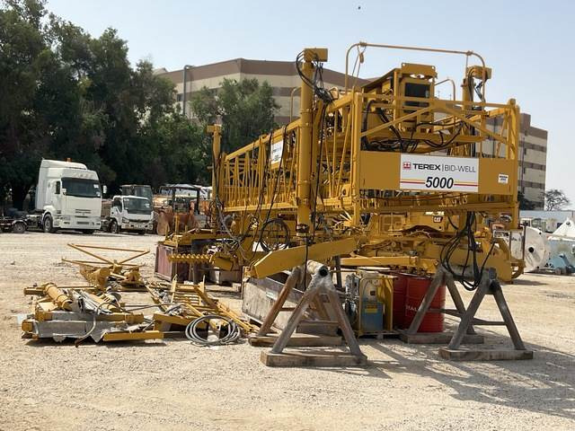 Terex/Bid-Well 5000 - Бетонополагаща машина: снимка 2 Terex/Bid-Well 5000 - Бетонополагаща машина: снимка 2
