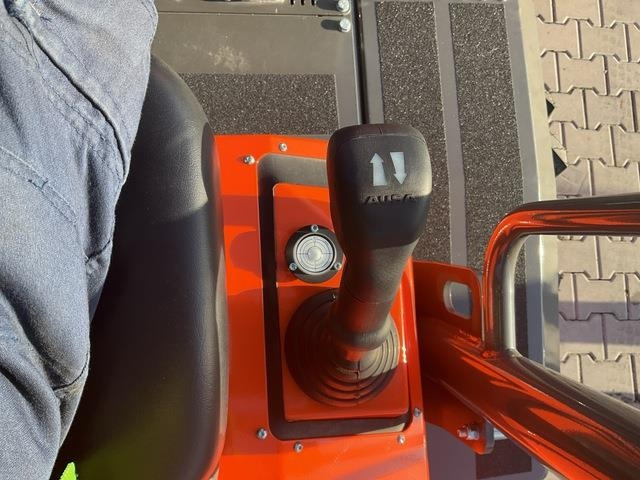 Нови Мини самосвал Ausa D301AHG: снимка 22