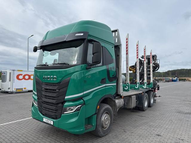 Iveco X-Way 570 - Камион с кран: снимка 1 Iveco X-Way 570 - Камион с кран: снимка 1