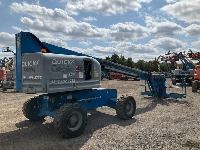 Genie S45 - Телескопична платформа: снимка 3 Genie S45 - Телескопична платформа: снимка 3