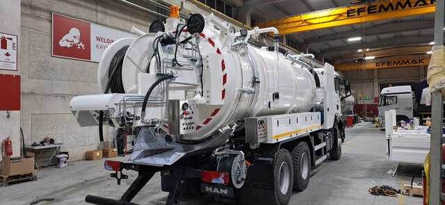MAN TGS 33.400 Jetter - Каналопочистваща машина: снимка 5 MAN TGS 33.400 Jetter - Каналопочистваща машина: снимка 5