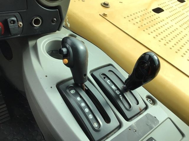 Кариерен самосвал CAT 777F: снимка 20 Кариерен самосвал CAT 777F: снимка 20