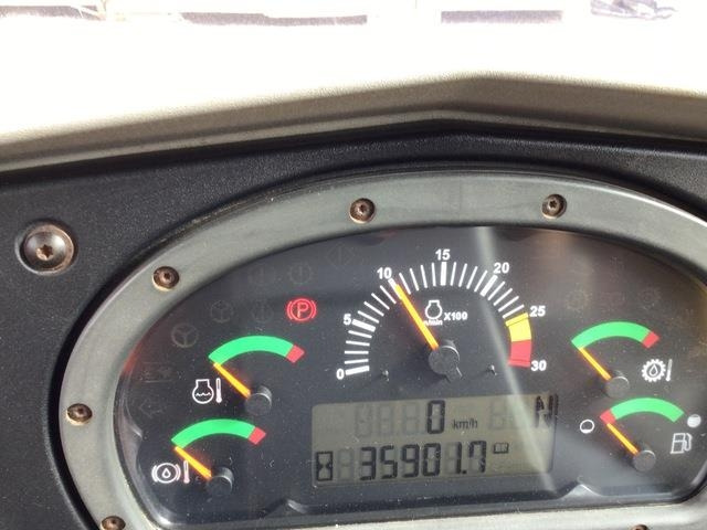 Кариерен самосвал CAT 777F: снимка 23 Кариерен самосвал CAT 777F: снимка 23