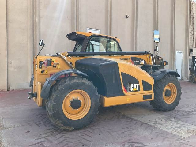 CAT TH3510D - Телескопичен товарач: снимка 3 CAT TH3510D - Телескопичен товарач: снимка 3