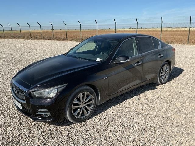 Infinity Q50 - Лек автомобил: снимка 1 Infinity Q50 - Лек автомобил: снимка 1