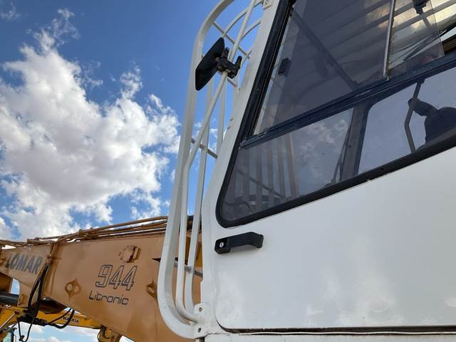 Багер за разрушаване Liebherr R944V: снимка 11