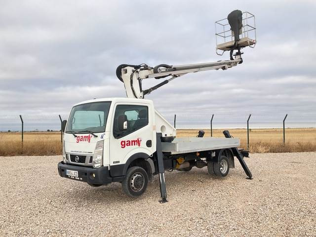 Nissan NT400 Cabstar - Автовишка: снимка 1 Nissan NT400 Cabstar - Автовишка: снимка 1
