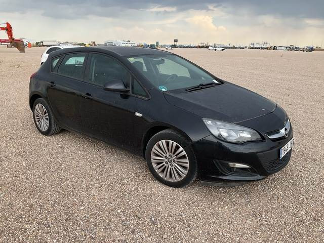 Opel Astra - Лек автомобил: снимка 4 Opel Astra - Лек автомобил: снимка 4