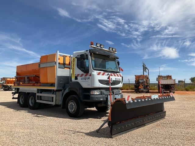 Renault Kerax 430DXI - Снегорин: снимка 4 Renault Kerax 430DXI - Снегорин: снимка 4