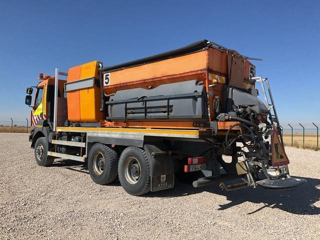 Renault Kerax 430DXI - Снегорин: снимка 2 Renault Kerax 430DXI - Снегорин: снимка 2