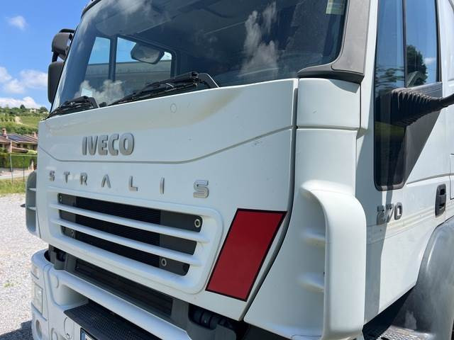 Камион фургон Iveco Stralis 270: снимка 12