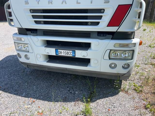 Камион фургон Iveco Stralis 270: снимка 17