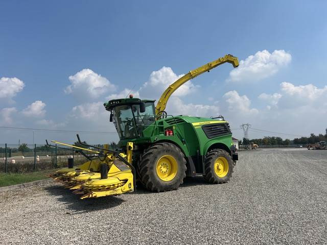 John Deere 9800 - Силажокомбайн: снимка 1 John Deere 9800 - Силажокомбайн: снимка 1