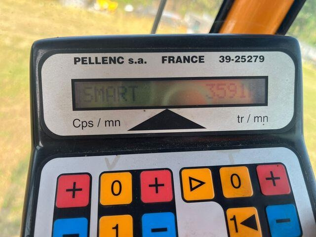 Pellenc MAV 3125 - Машина за събиране на грозде: снимка 5 Pellenc MAV 3125 - Машина за събиране на грозде: снимка 5