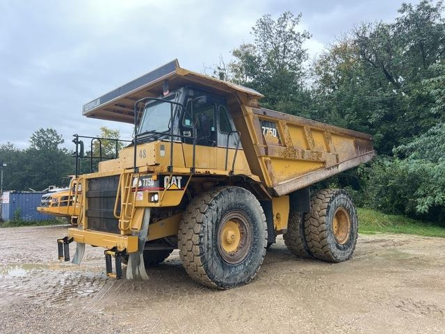 CAT 775D - Кариерен самосвал: снимка 1 CAT 775D - Кариерен самосвал: снимка 1
