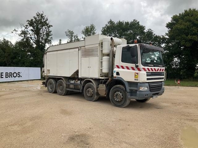 DAF CF85.460 - Каналопочистваща машина: снимка 4 DAF CF85.460 - Каналопочистваща машина: снимка 4