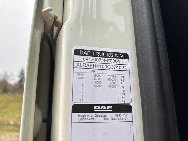 DAF XF450 - Контейнеровоз/ Сменна каросерия камион: снимка 5 DAF XF450 - Контейнеровоз/ Сменна каросерия камион: снимка 5