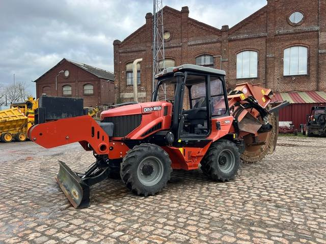 Ditch Witch RT125 - Каналокопател: снимка 1 Ditch Witch RT125 - Каналокопател: снимка 1