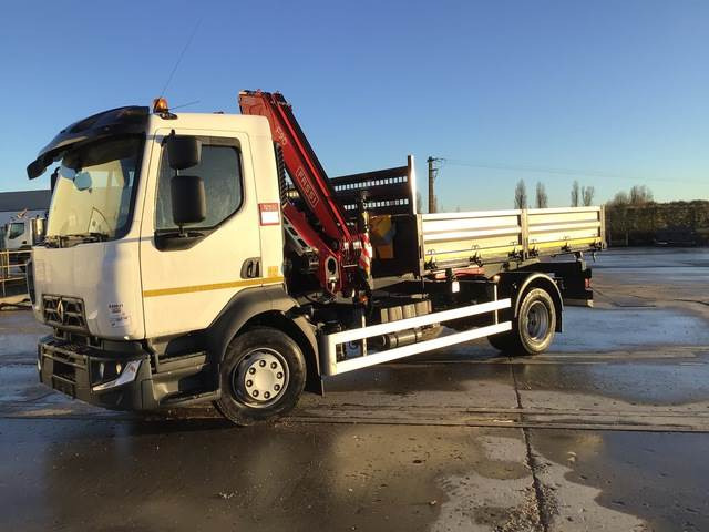 Renault D210 - Бордови камион, Камион с кран: снимка 1 Renault D210 - Бордови камион, Камион с кран: снимка 1