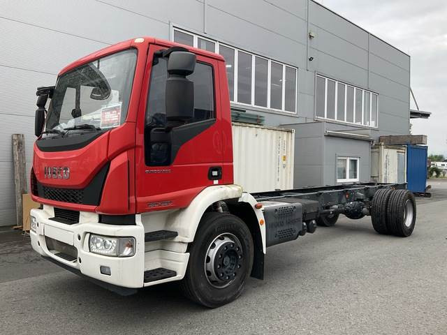 Iveco Eurocargo ML180E32 - Шаси кабина: снимка 1 Iveco Eurocargo ML180E32 - Шаси кабина: снимка 1