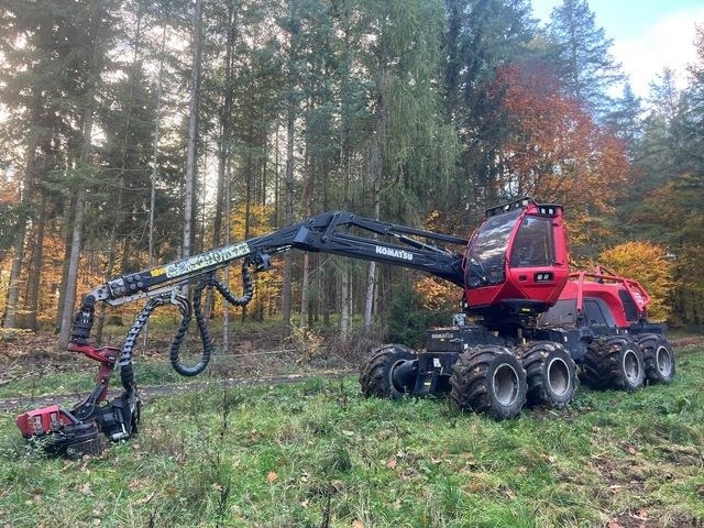 Komatsu XH901XC-6 - Харвестер: снимка 1 Komatsu XH901XC-6 - Харвестер: снимка 1