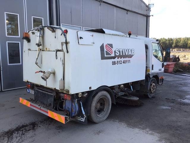 Mitsubishi Canter - Мотометачна машина: снимка 3 Mitsubishi Canter - Мотометачна машина: снимка 3