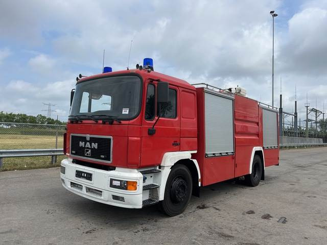 MAN M38 591 - Пожарна кола: снимка 1 MAN M38 591 - Пожарна кола: снимка 1