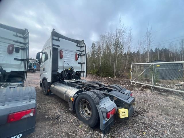 Iveco S-Way 460 - Влекач: снимка 2 Iveco S-Way 460 - Влекач: снимка 2