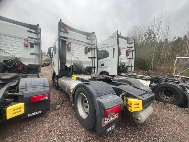 Iveco S-Way 460 - Влекач: снимка 2 Iveco S-Way 460 - Влекач: снимка 2