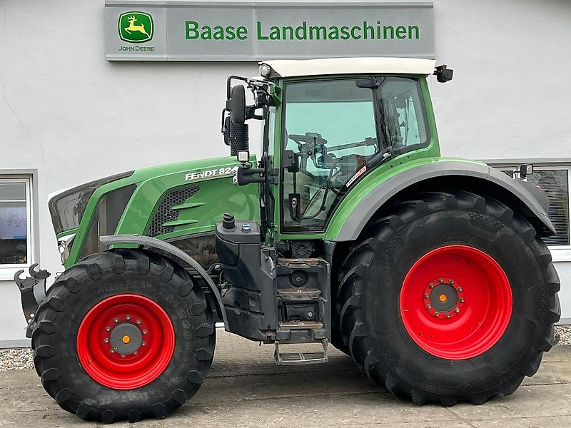 Fendt 824 Vario Profi Plus - Трактор: снимка 1 Fendt 824 Vario Profi Plus - Трактор: снимка 1