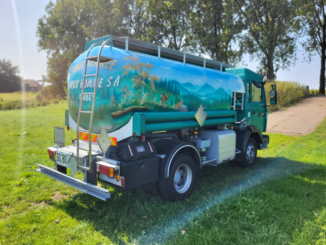 Renault Midliner 150  - Камион цистерна: снимка 4 Renault Midliner 150  - Камион цистерна: снимка 4