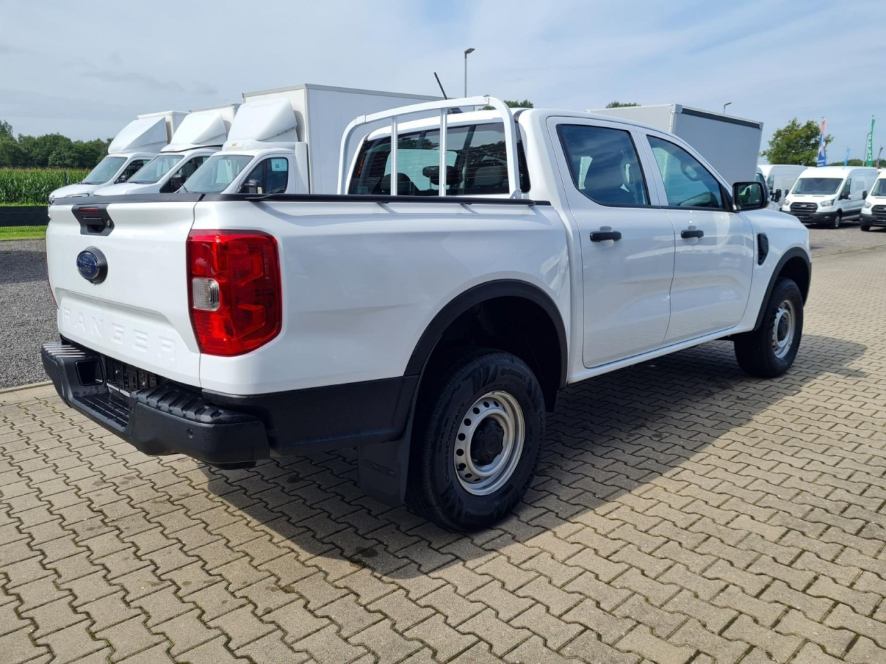 Ford Ranger Doka 2.0 Ecoblue XL 4x4 KLIMA KAMERA TEMPOMAT - Пикап, Бус с двойна кабина: снимка 4 Ford Ranger Doka 2.0 Ecoblue XL 4x4 KLIMA KAMERA TEMPOMAT - Пикап, Бус с двойна кабина: снимка 4