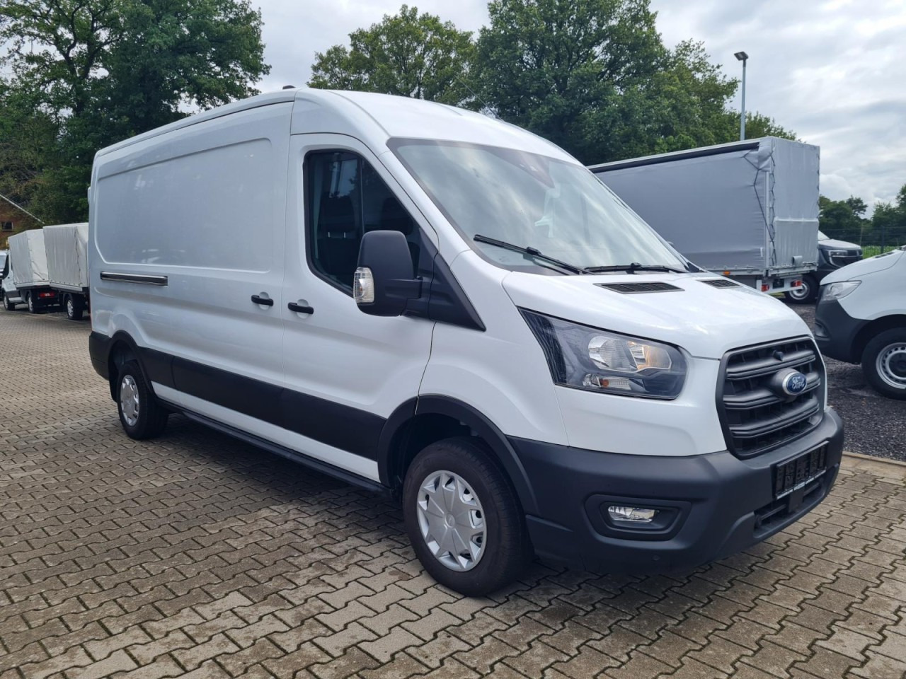Ford Transit 350 Kasten AG L3H2 Trend KLIMA PDC TEMPOMAT - Товарен бус: снимка 3 Ford Transit 350 Kasten AG L3H2 Trend KLIMA PDC TEMPOMAT - Товарен бус: снимка 3