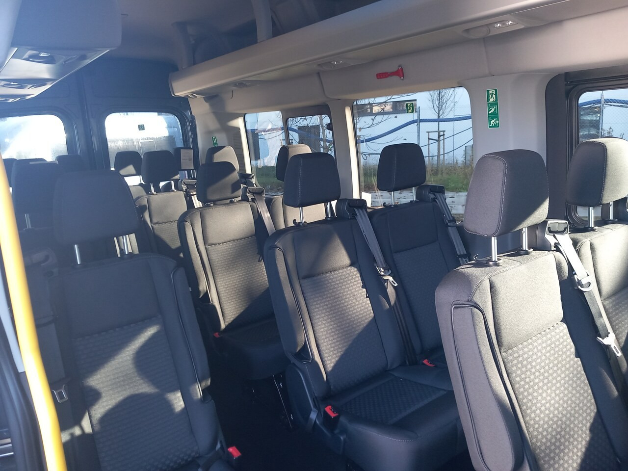 Микробус, Пътнически бус Ford Transit Bus 460 L4 Trend 18 Sitze KLIMA NAVI TEMPO: снимка 7 Микробус, Пътнически бус Ford Transit Bus 460 L4 Trend 18 Sitze KLIMA NAVI TEMPO: снимка 7