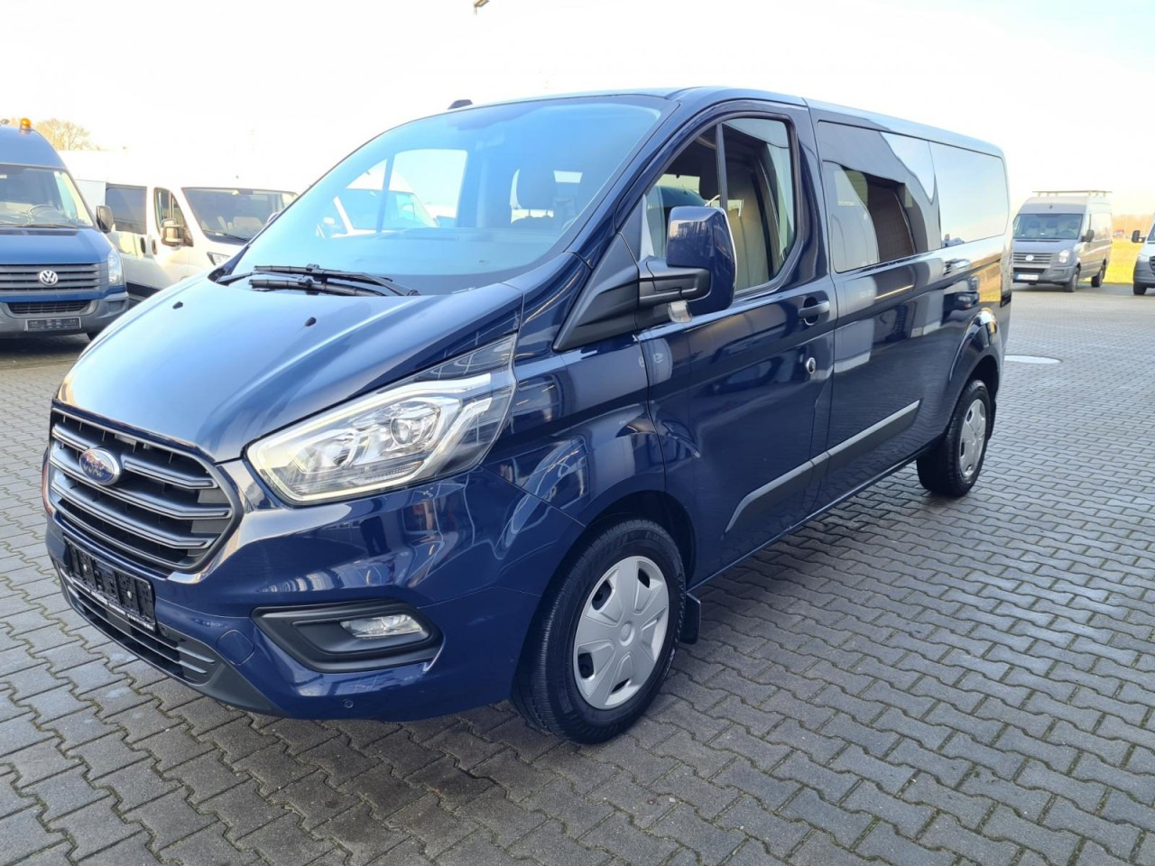 Ford Transit Custom Kombi 320 L2 Trend 9 Sitze PDC - Микробус, Пътнически бус: снимка 3 Ford Transit Custom Kombi 320 L2 Trend 9 Sitze PDC - Микробус, Пътнически бус: снимка 3