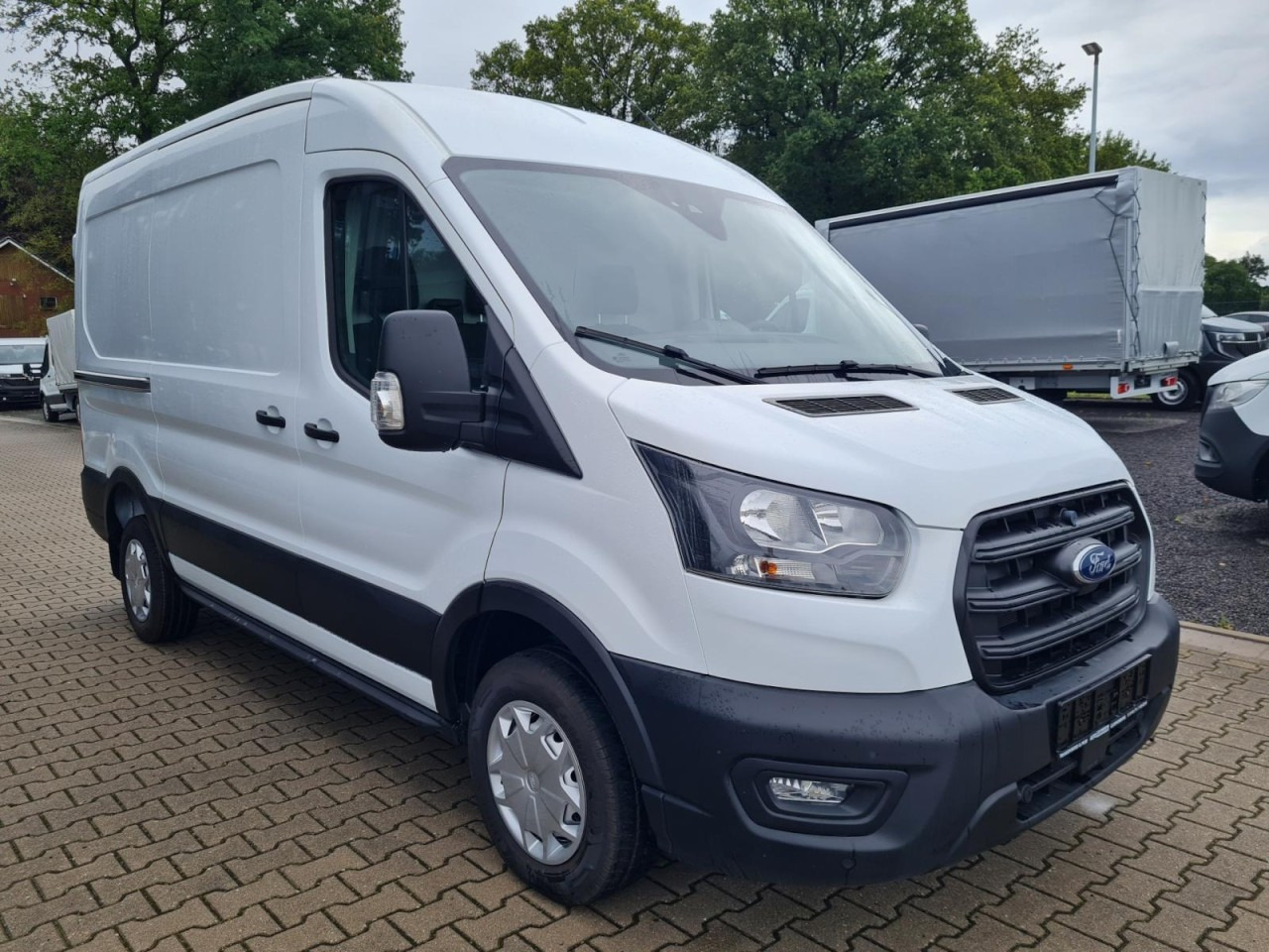 Ford Transit Kasten TDCi L2H2 Trend Klima Holzverkleid. - Малък ван: снимка 3 Ford Transit Kasten TDCi L2H2 Trend Klima Holzverkleid. - Малък ван: снимка 3