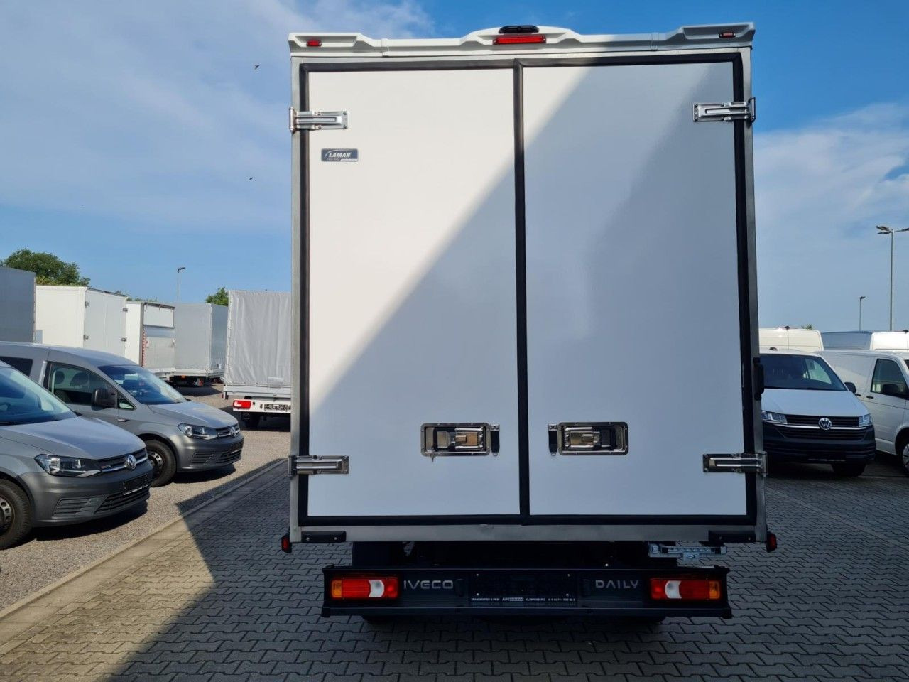 Iveco Daily 35S18 3.0 Koffer Hi Matic LM KAMERA NAVI - Лекотоварен автомобил фургон: снимка 5 Iveco Daily 35S18 3.0 Koffer Hi Matic LM KAMERA NAVI - Лекотоварен автомобил фургон: снимка 5