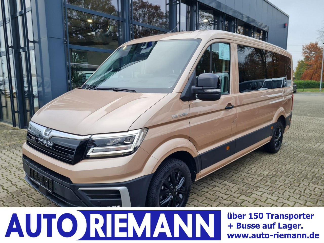Man TGE 3.180 TDi Kombi 9 Sitze ALU KAMERA LED LEDER Sonderumbau - Микробус, Пътнически бус: снимка 1 Man TGE 3.180 TDi Kombi 9 Sitze ALU KAMERA LED LEDER Sonderumbau - Микробус, Пътнически бус: снимка 1