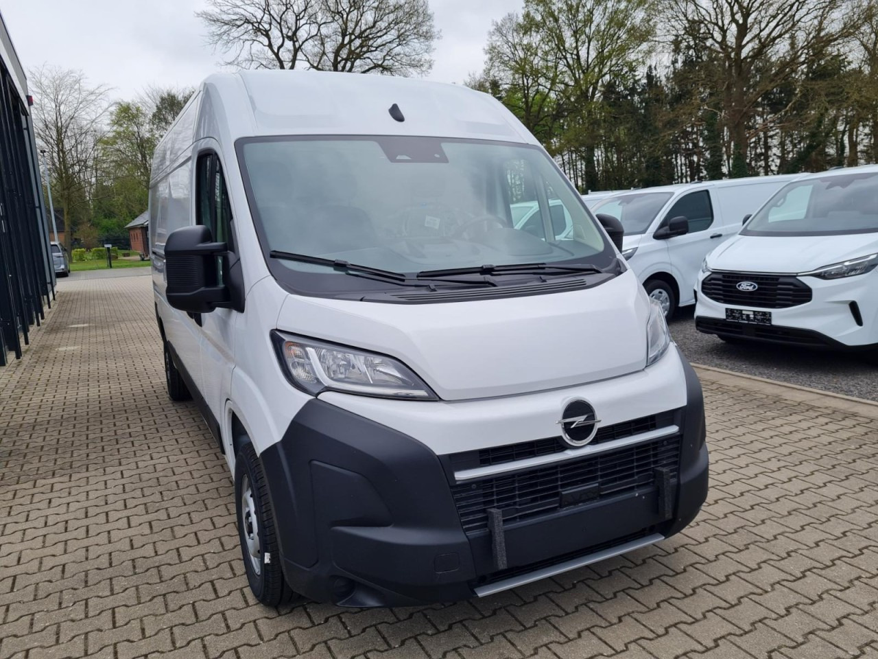 Opel Movano Kasten 2.2 HDI 180 L3H2 Klima NAVI TEMPOMAT - Товарен бус: снимка 2 Opel Movano Kasten 2.2 HDI 180 L3H2 Klima NAVI TEMPOMAT - Товарен бус: снимка 2