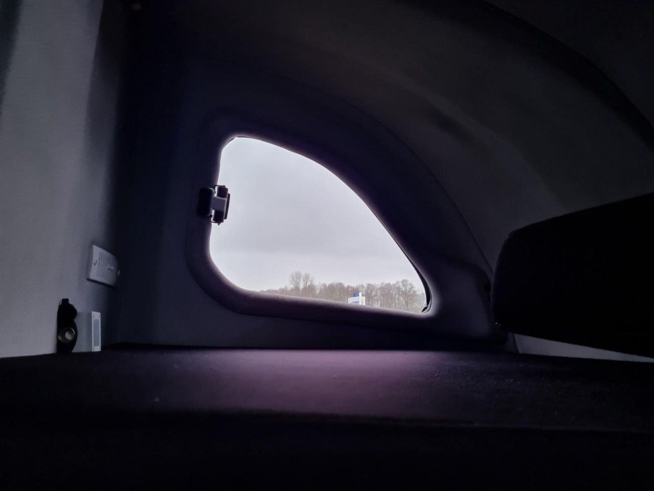 Брезентов бус Peugeot Boxer Pritsche L4 Schiebe Plane Schlafkab Luftfe: снимка 21