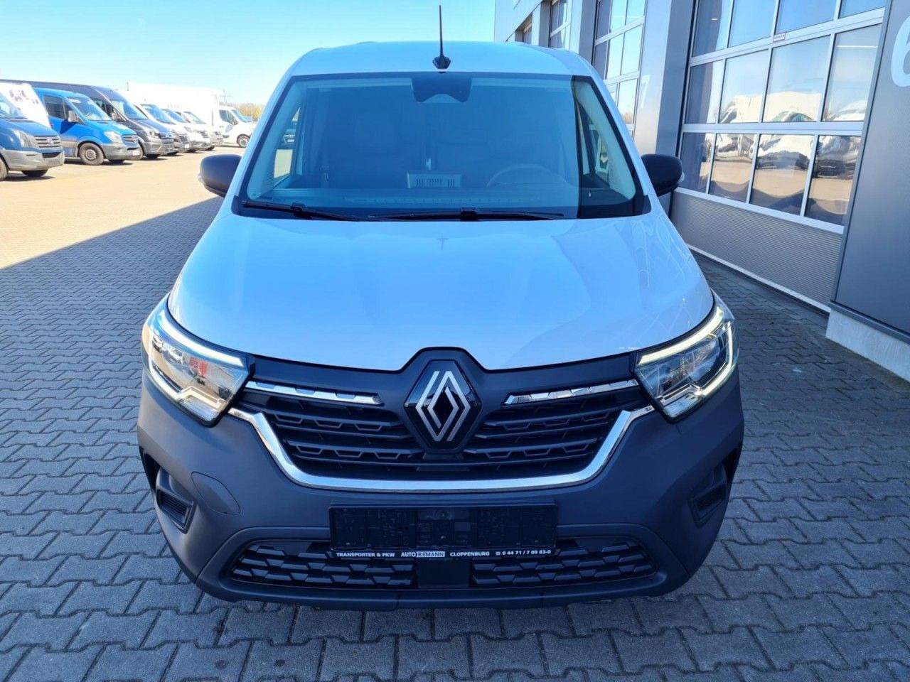 Renault Kangoo Van Start1.3 TCe 100 KLIMA TEMPOMAT - Малък ван: снимка 2 Renault Kangoo Van Start1.3 TCe 100 KLIMA TEMPOMAT - Малък ван: снимка 2