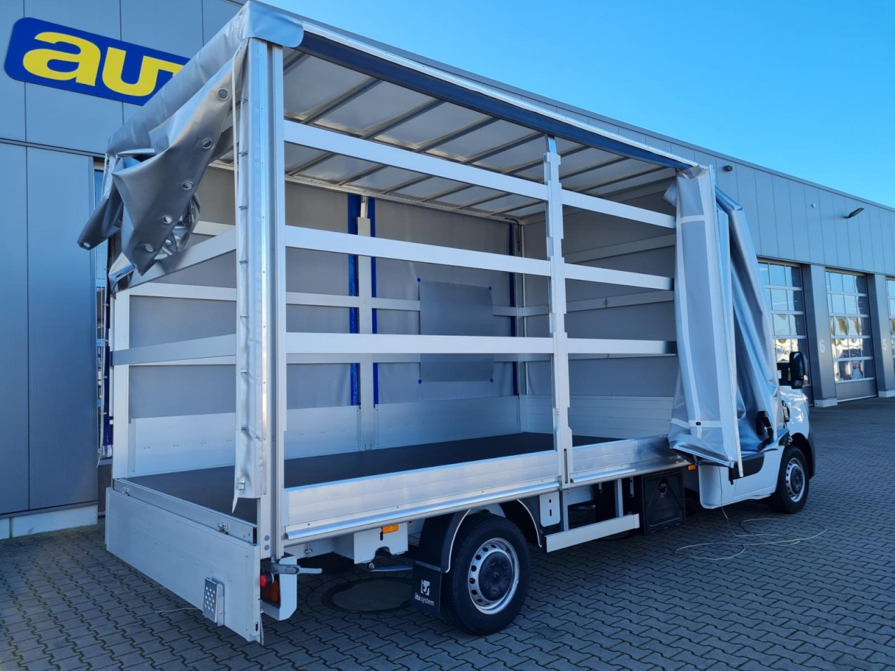 Renault Master 3,5t Pritsche Schiebe Plane ERGO KLIMA TEMPO - Брезентов бус: снимка 4 Renault Master 3,5t Pritsche Schiebe Plane ERGO KLIMA TEMPO - Брезентов бус: снимка 4